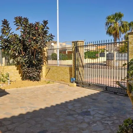 Sea View Family With Private Pool, San Juan De Terreros Villa